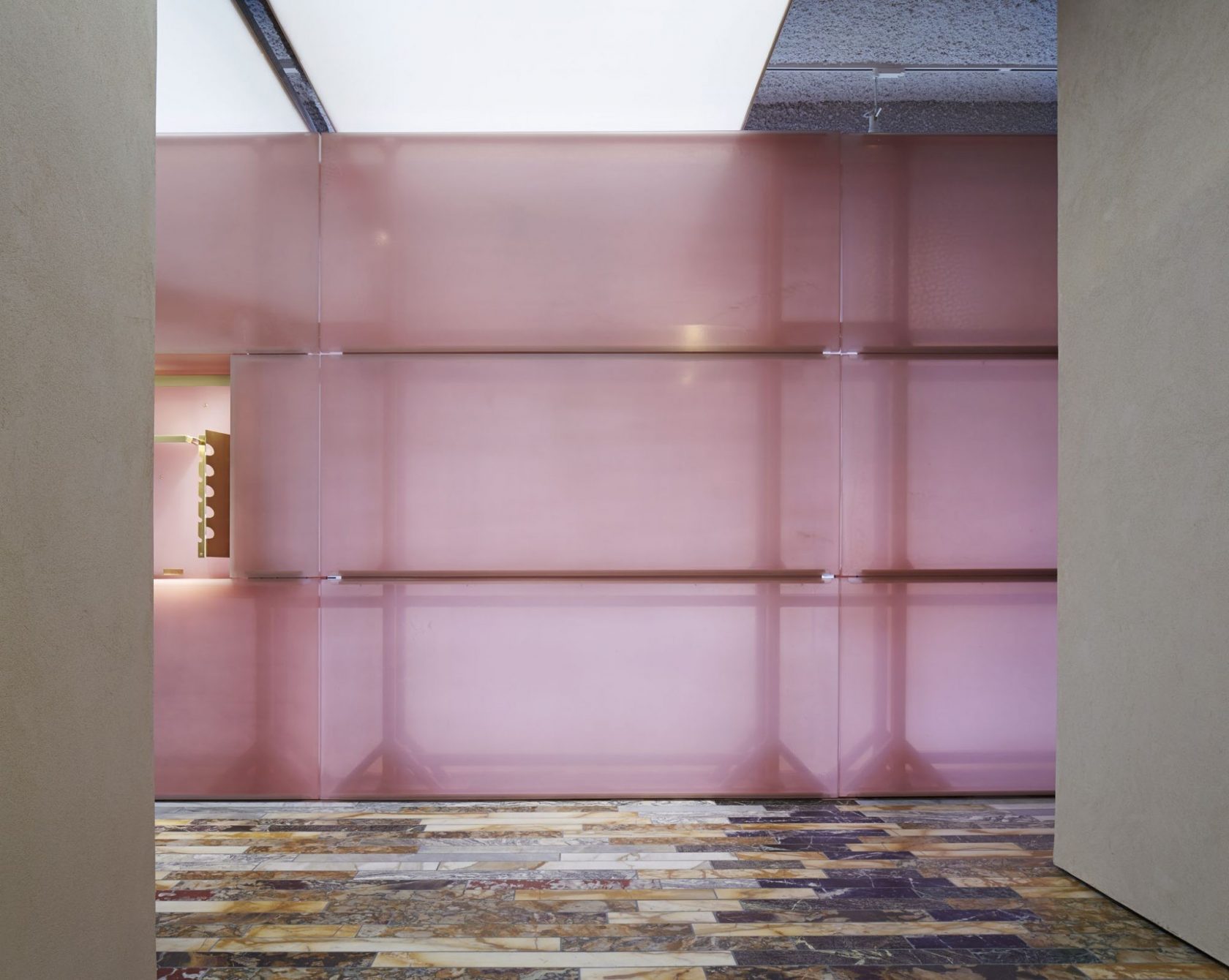 CELINE 伦敦 芒特街 :复杂细节 x 意外形式 - malt asethetics